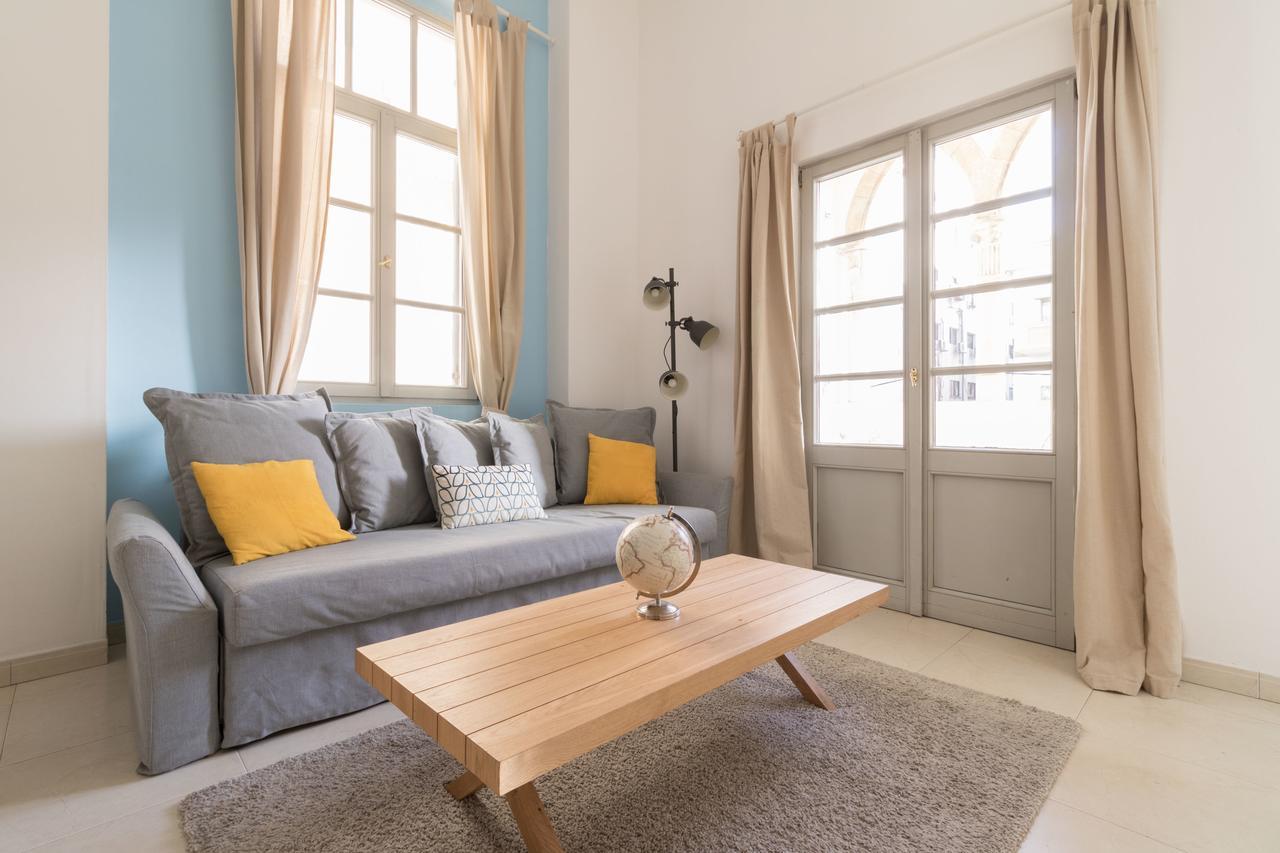 Sweethome26 Luxury Apt Sea View 50 Meters From The Beach Free Parking Tel Aviv Eksteriør billede